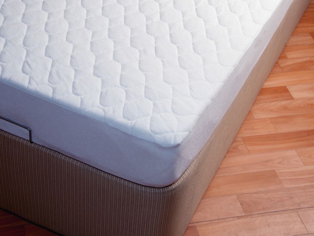 bamboo blend king mattress pad in white